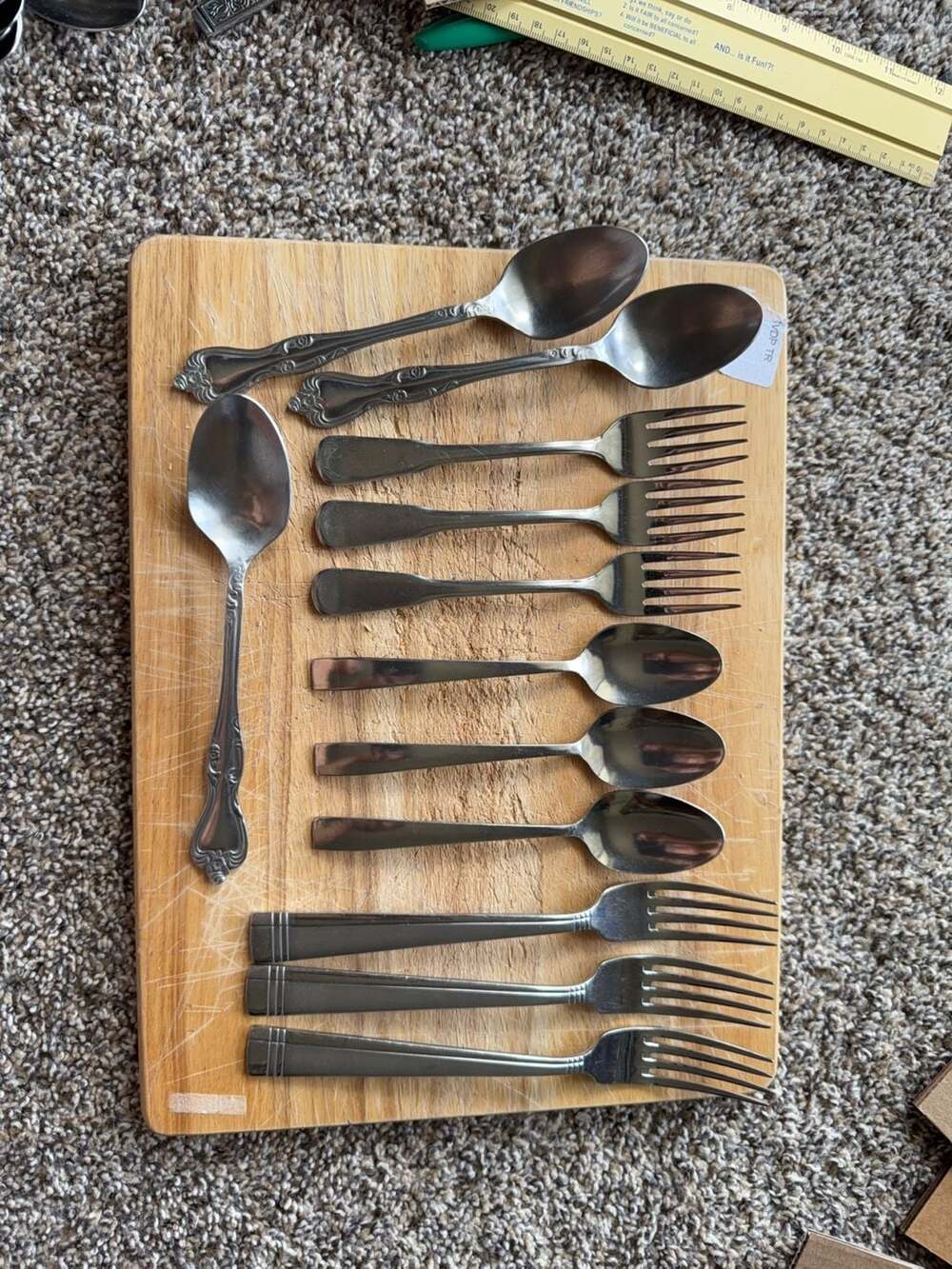 Oneida Mixed Stainless Steel Flatware Set - 12 Piece Assortment